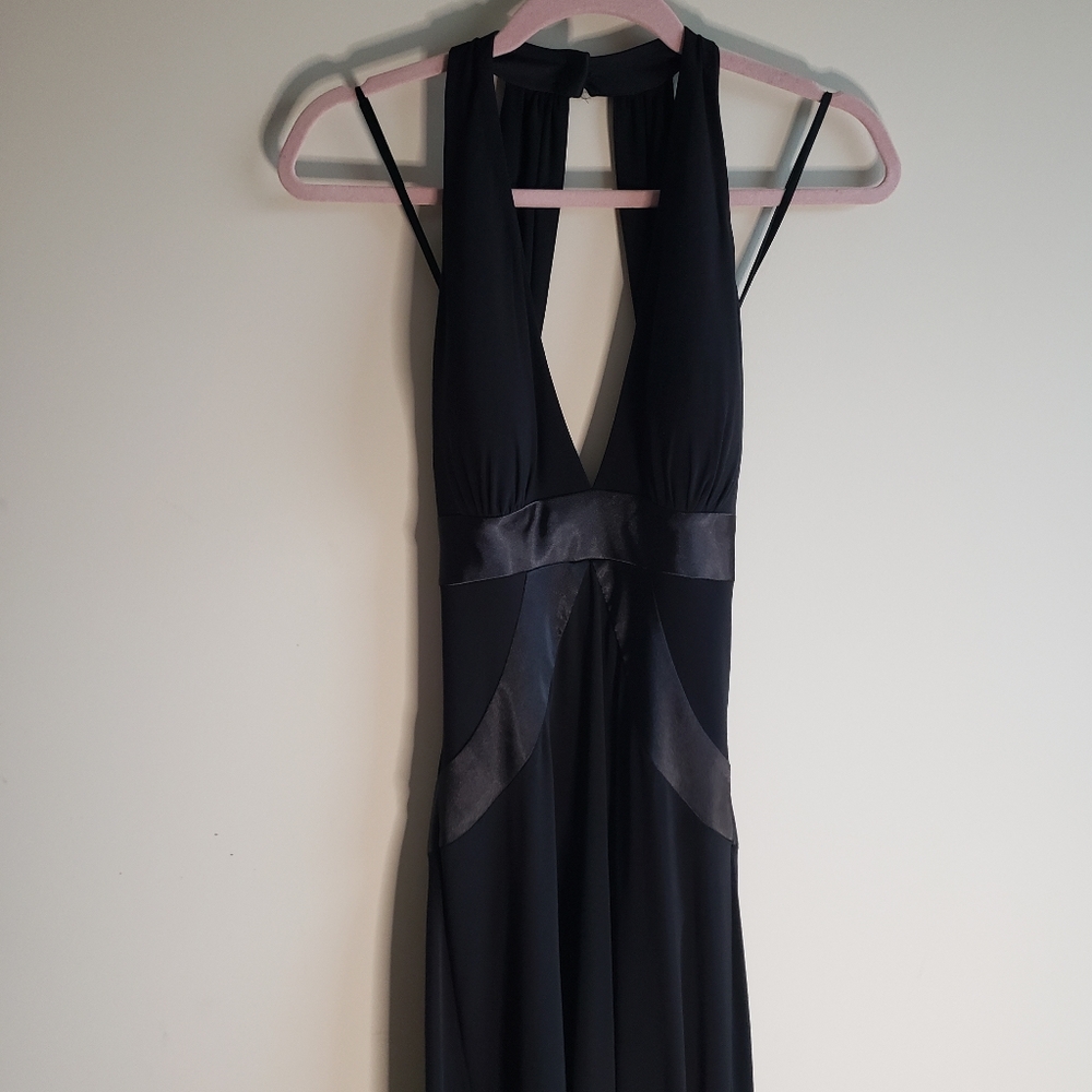 Dress - Picture 5 of 6